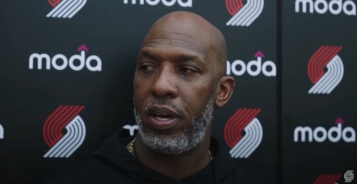 比卢普斯：杨瀚森防守端有点落后了 不过他的表现仍符合我的预期